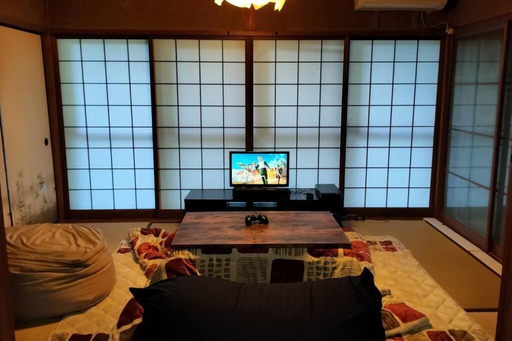 滝が見える半露天x自動麻雀卓x12時チェクイン後すぐにbbq可x最大14名xペット可 *